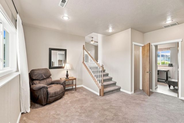14418 N Chronicle St, Mead, WA 99021