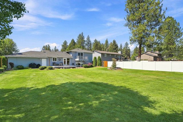 14418 N Chronicle St, Mead, WA 99021