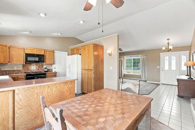 14418 N Chronicle St, Mead, WA 99021