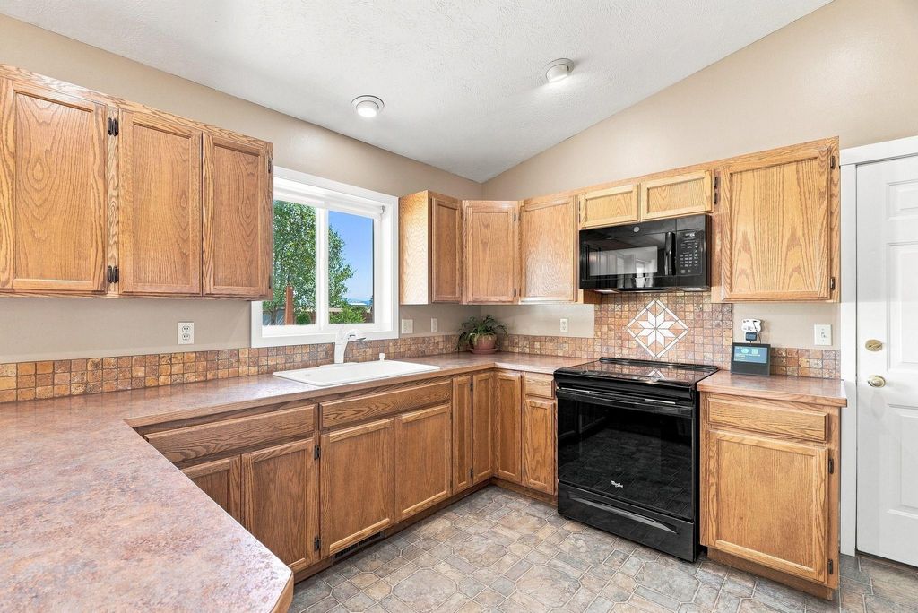 14418 N Chronicle St, Mead, WA 99021 photo 5