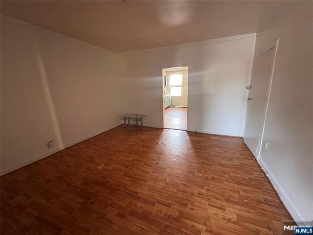 321 5th Street, Elizabethport, NJ 07206