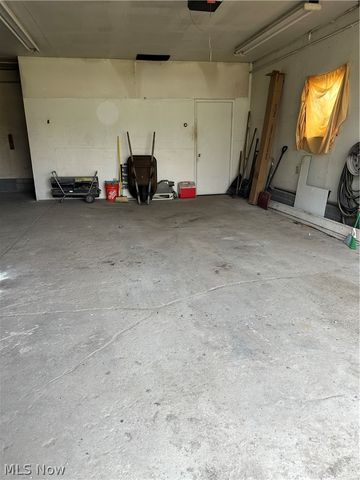 9475 Woodworth Road, North Lima, OH 44452