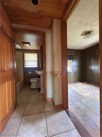 9475 Woodworth Road, North Lima, OH 44452