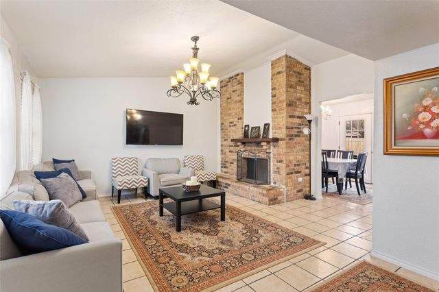 2110 Rose Hill Road, Carrollton, TX 75007