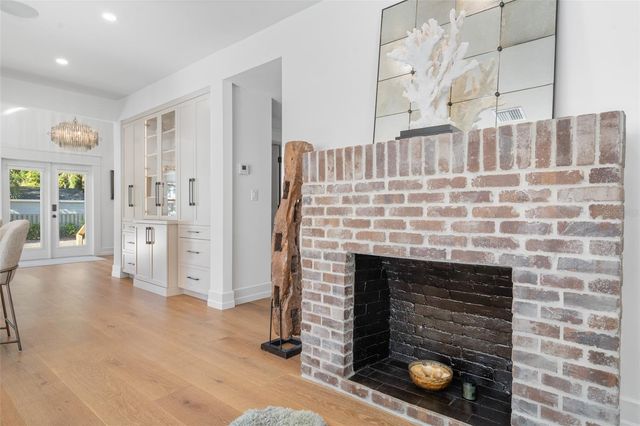 5302 N CENTRAL AVENUE, Tampa, FL 33603