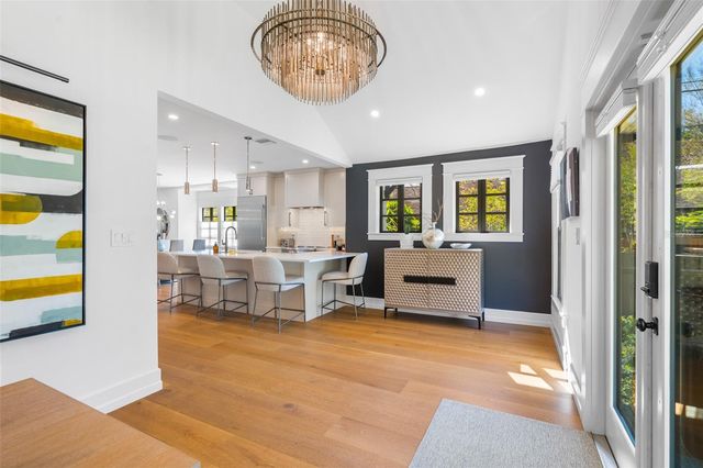 5302 N CENTRAL AVENUE, Tampa, FL 33603