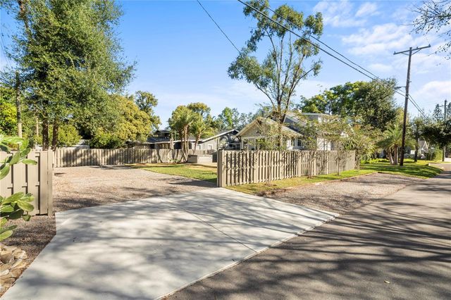 5302 N CENTRAL AVENUE, Tampa, FL 33603