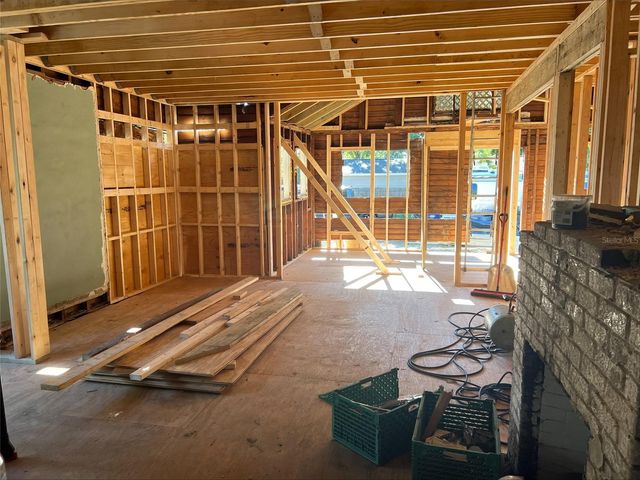 5302 N CENTRAL AVENUE, Tampa, FL 33603