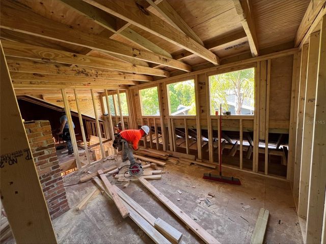 5302 N CENTRAL AVENUE, Tampa, FL 33603