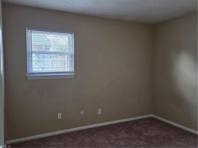 604 Sandy Springs LN, Virginia Beach, VA 23452