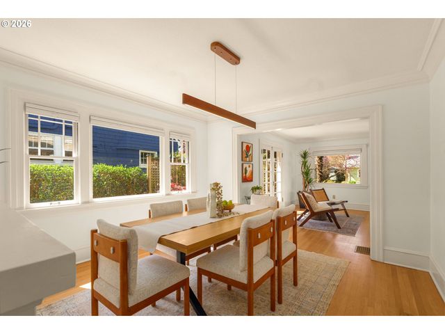 2614 Ne 27TH Ave, Portland, OR 97212