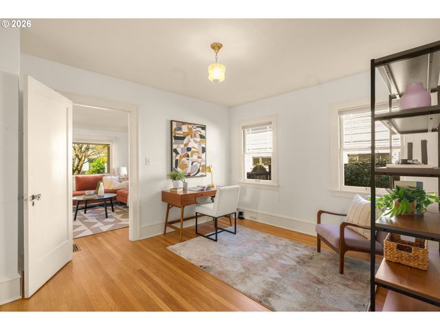 2614 Ne 27TH Ave, Portland, OR 97212