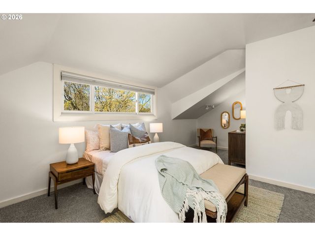 2614 Ne 27TH Ave, Portland, OR 97212