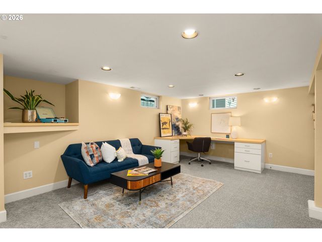 2614 Ne 27TH Ave, Portland, OR 97212