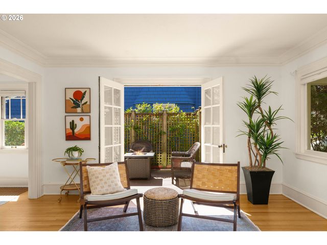 2614 Ne 27TH Ave, Portland, OR 97212