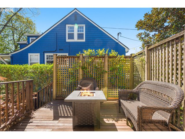 2614 Ne 27TH Ave, Portland, OR 97212