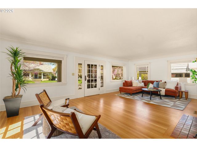 2614 Ne 27TH Ave, Portland, OR 97212