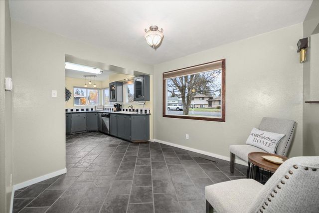 1313 S WILBUR Rd, Spokane Valley, WA 99206