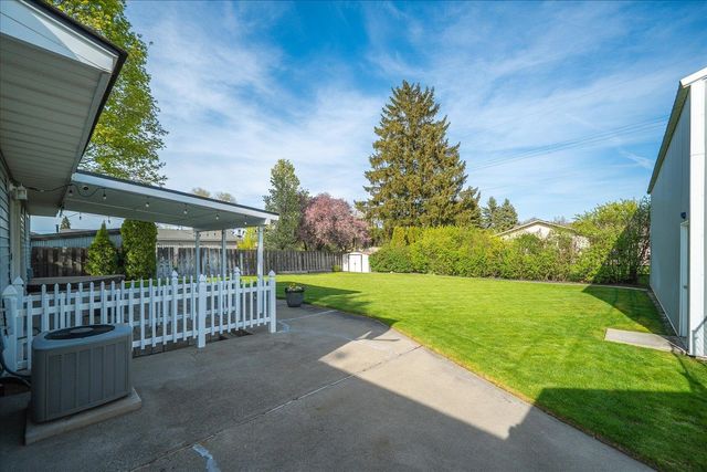 1313 S WILBUR Rd, Spokane Valley, WA 99206