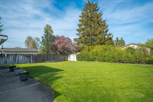 1313 S WILBUR Rd, Spokane Valley, WA 99206