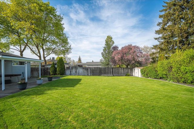 1313 S WILBUR Rd, Spokane Valley, WA 99206