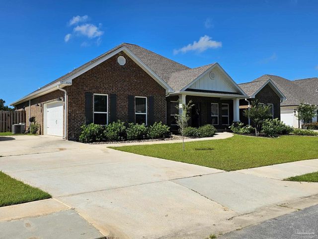 5636 Blake Ln, Pace, FL 32571