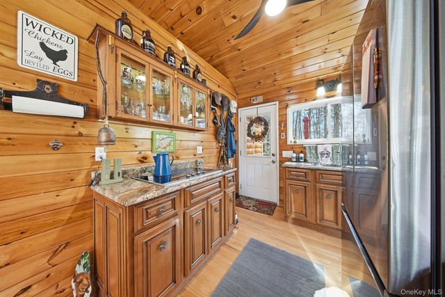14 Seminole Trail S, Bethel, NY 12720