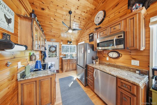 14 Seminole Trail S, Bethel, NY 12720