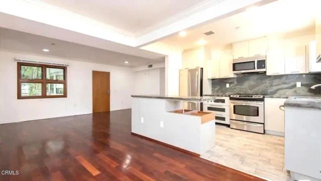 1663 Selby Avenue 3, Los Angeles, CA 90024