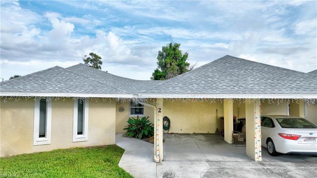 2 E Greens CIR, Lehigh Acres, FL 33936