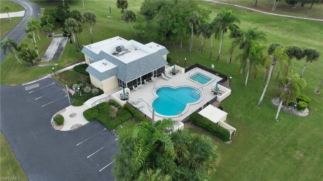 2 E Greens CIR, Lehigh Acres, FL 33936