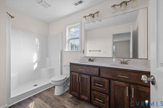 11325 Webb Rd, Disputanta, VA 23842