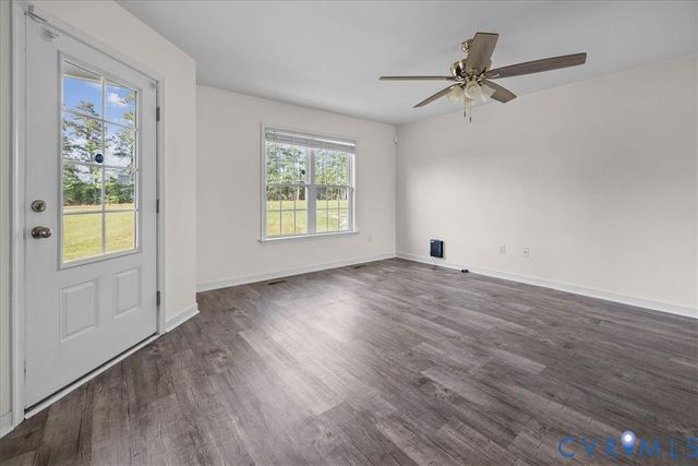 11325 Webb Rd, Disputanta, VA 23842