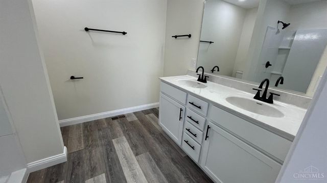 7615 Pea Ridge Road, Hillsboro, OH 45133