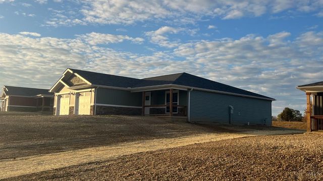 7615 Pea Ridge Road, Hillsboro, OH 45133