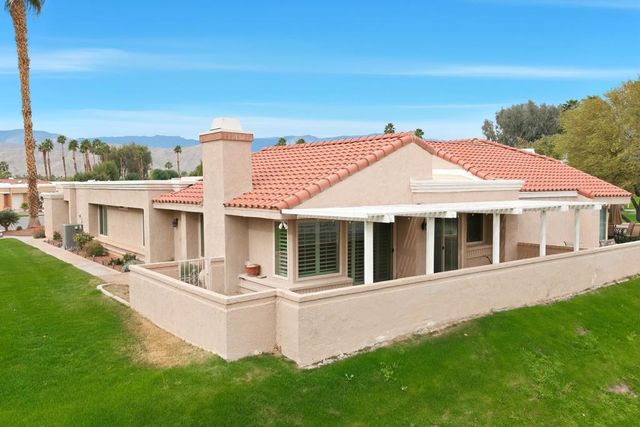 41774 Navarre Court, Palm Desert, CA 92260