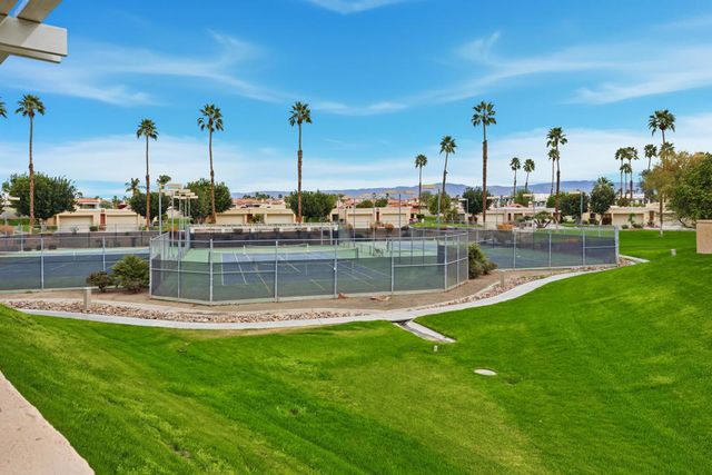 41774 Navarre Court, Palm Desert, CA 92260