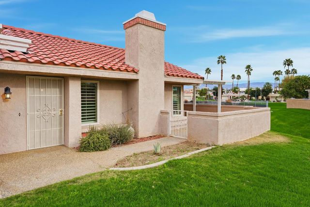 41774 Navarre Court, Palm Desert, CA 92260