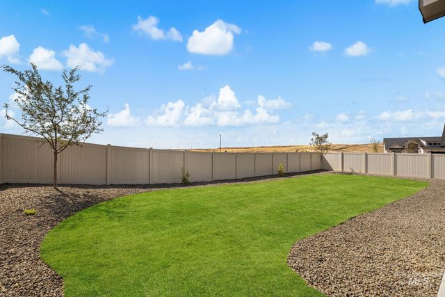 345 S Strut Way, Boise, ID 83716