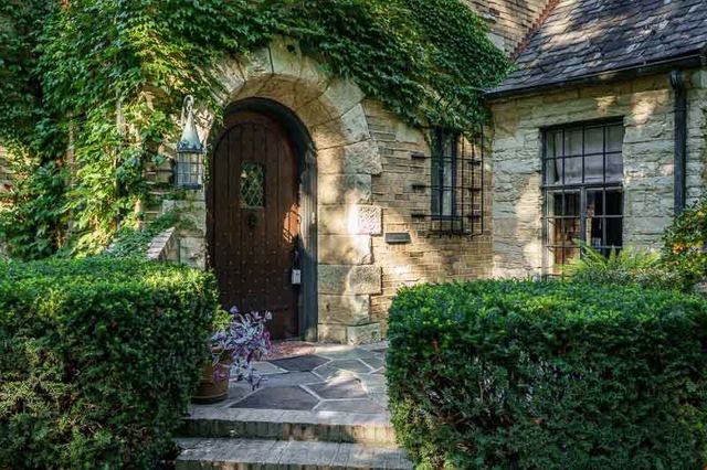 1370 Brown Hills Road, Rockford, IL 61107