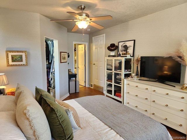 5520 E Thrill Place, Denver, CO 80207