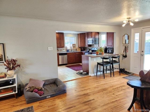 5520 E Thrill Place, Denver, CO 80207