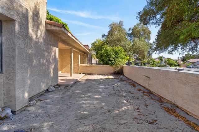 32450 Desert Vista Road, Cathedral City, CA 92234