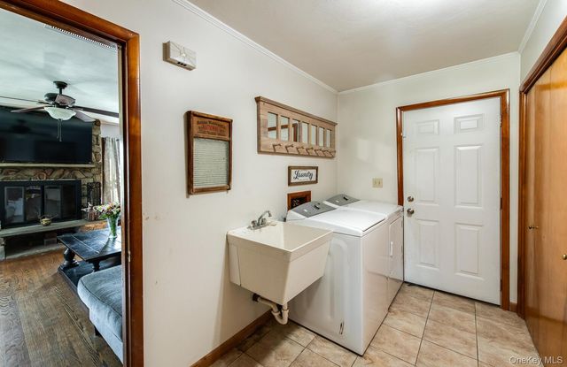 394 Smith Road, Hyde Park, NY 12538