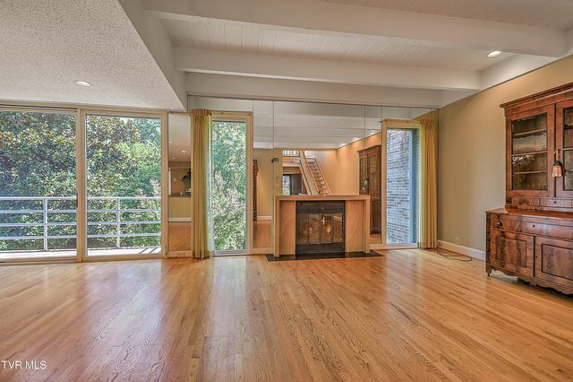 11 Wellington Street, 11, Bristol, TN 37620