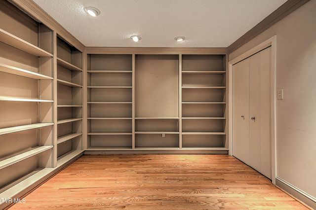 11 Wellington Street, 11, Bristol, TN 37620