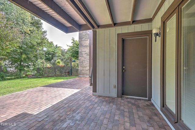 11 Wellington Street, 11, Bristol, TN 37620