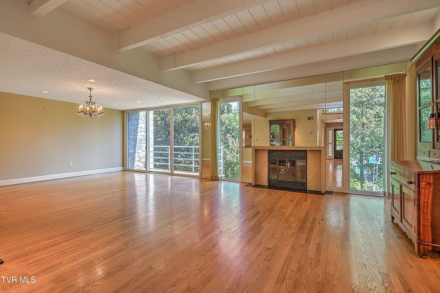 11 Wellington Street, 11, Bristol, TN 37620