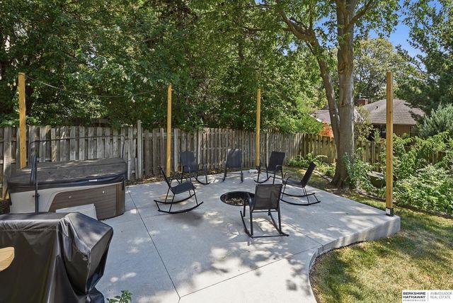 14915 Martha Circle, Omaha, NE 68144