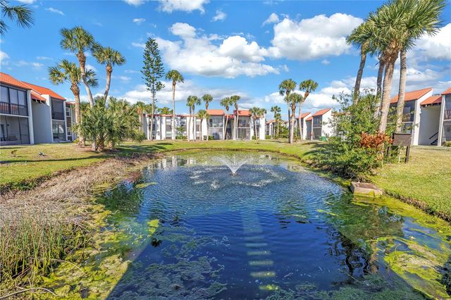 3269 BENEVA ROAD 102, Sarasota, FL 34232